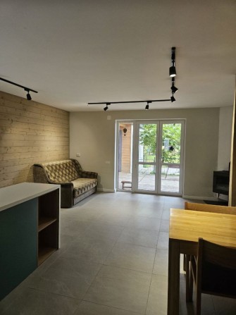 Довготривала оренда приватного будинку Хотів - фото 1