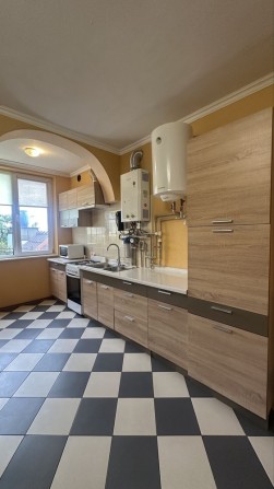 Здам будинок в селі Хотів 3 км від Феофанія, Чабани - фото 1