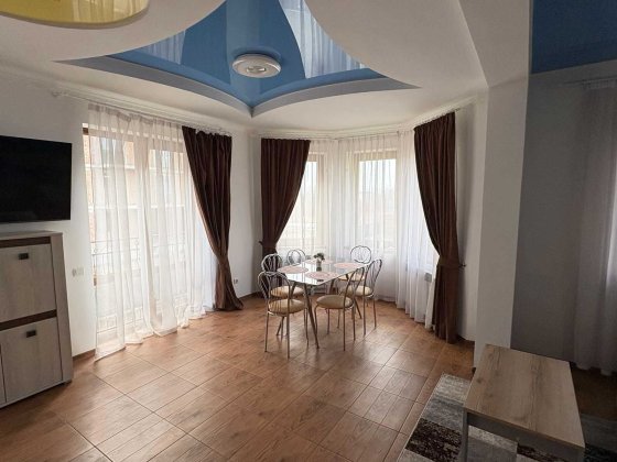 Оренда котеджу с. Сокільники Сокольники