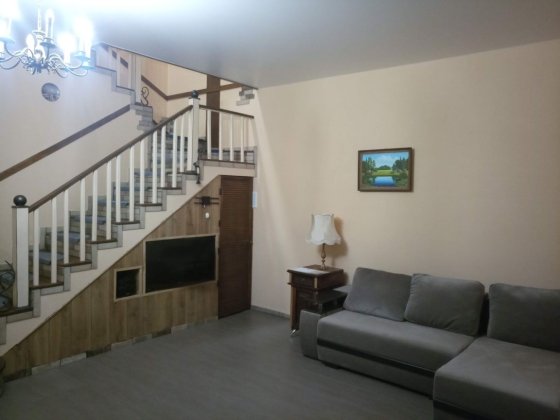 Здається Котедж в Брюховичах. Брюховичи