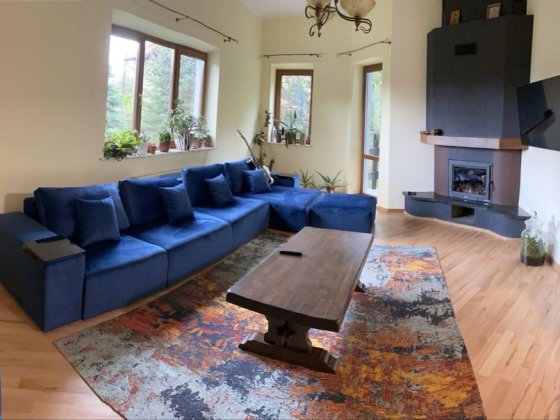 Оренда 2пов будинку в центрі Брюхович, р-н «Поле Чудес»