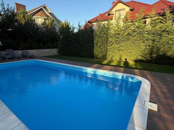 Сдается в аренду дом с бассейном в Совиньоне-3. Участок 7,5 соток 1K13 Лиманка