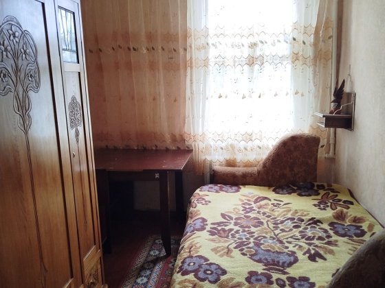 Здається кімната Ніжин