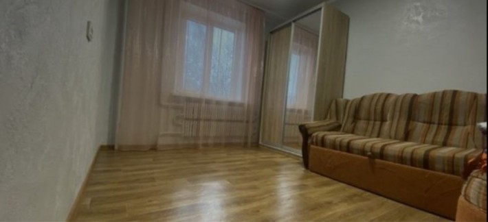 Довгострокова оренда кімнати для дівчини на Озерній - фото 1