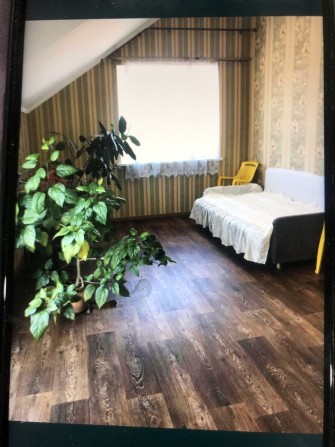 Кімната в двохповерховому будинку на масиві таращанському - фото 1