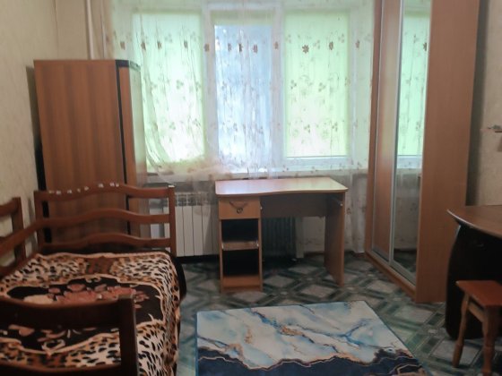 Кімната в гуртожитку блочного типу. Вишневое