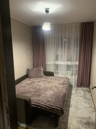 Кімната в трьохкімнатній квартирі  після ремонту - фото 1