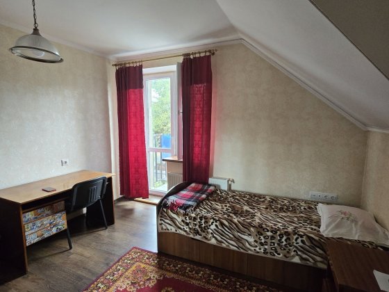 Оренда кімнати в приватному будинку в районі парку Незнайки! Ірпінь