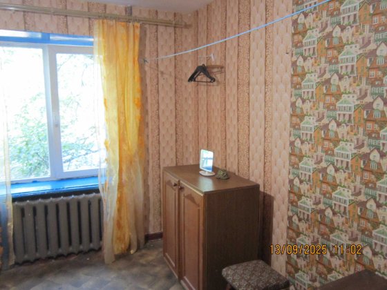 сдам  малосемейку с общей кухней Кременчук