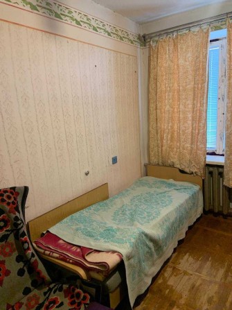 Здам кімнату в 4 кімнатній квартирі  без господарів.ціна 1500 грн. - фото 1