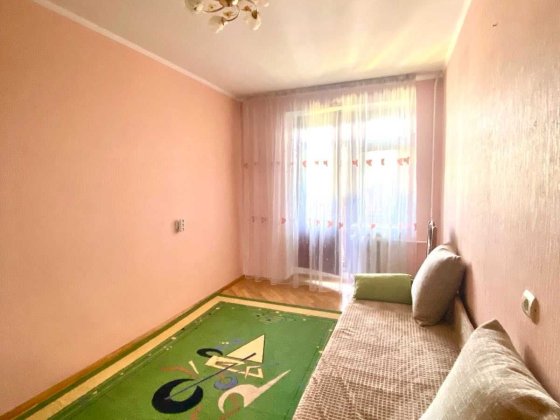 Здам кімнату у 4к.кв. , без проживання власників Ровно