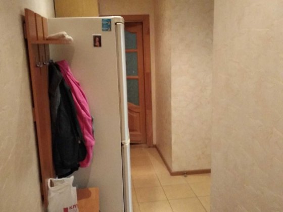 Здається ліжко-місце (або кімната) для дівчини Рівне