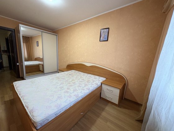 Оренда 2-х кімнатної квартири вул.Коновальця