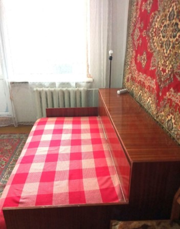 Здам кімнату для проживання дівчини. Олени Теліги. - фото 1