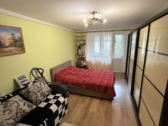 Оренда окремої кімнати, по вул. Комарова 30 Черновцы