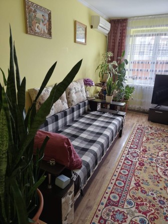 Здається в оренду кімната для дівчини в районі  Минайської вул - фото 1