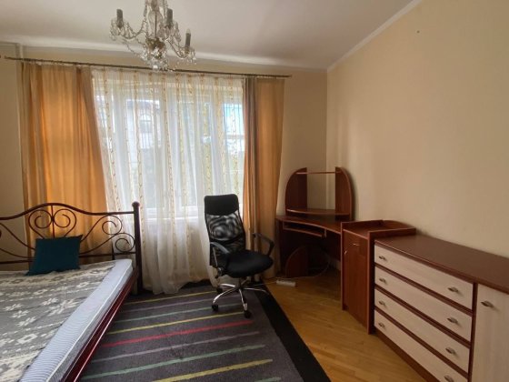 Кімната в оренду ( оплата прибиранням)