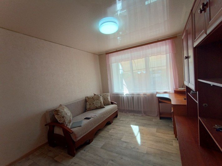 Здається кімната в гуртожитку - фото 1