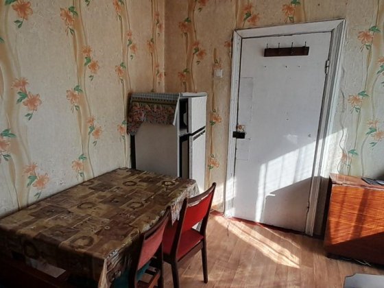 Комната(в блоке из 5 комнат) Красный Мост! Чернігів