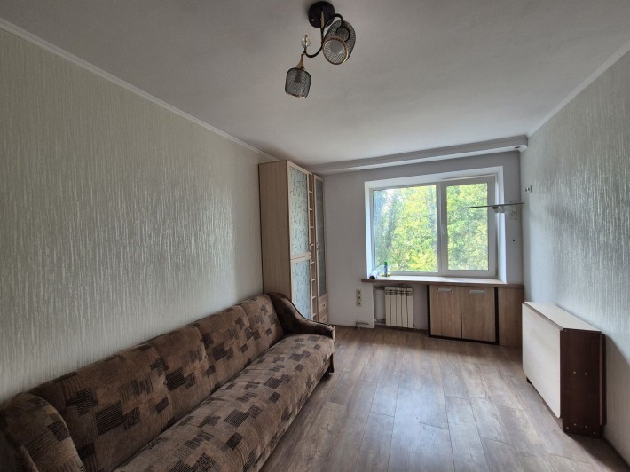 кімната у гуртожитку - фото 1