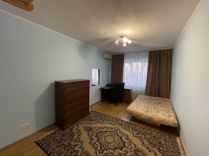 Оренда кімнати для 1 дівчини в 3к квартирі метро Харківська Позняки - фото 1