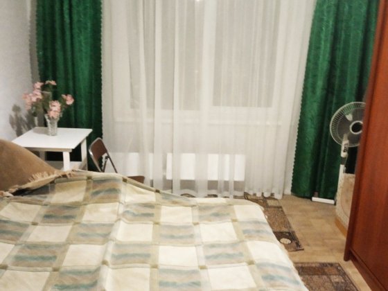 Ул. Ревуцкого, 19/1. Пешком от метро! Сдам чистую комнату. Киев