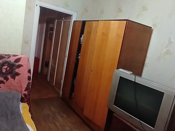 Сдам комнату одному без хозяев   по ул. Харьковское шоссе Київ