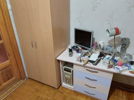 Сдам комнату для девушки отдельную від власгика. Я власник гарний. Вінниця