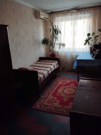 Сдам комнату для 1 Д  - 3500 грн , проспект Богдана Хмельницкого,8 - фото 1