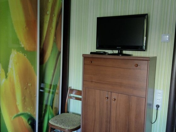 Сдам комнату-подселение, метро Харьковская-3000грн(девушке) Київ