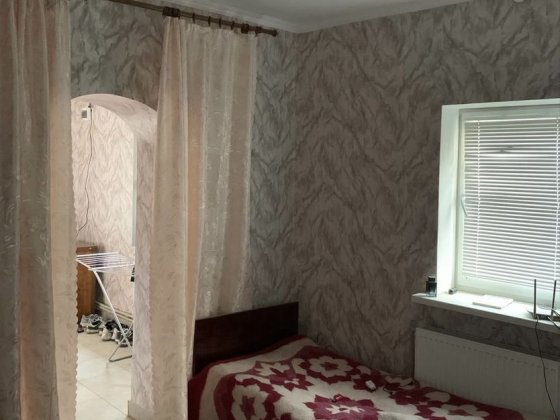 Здам кімнату в аренду дляхлопця  в 3 х кім будинку Кропивницький