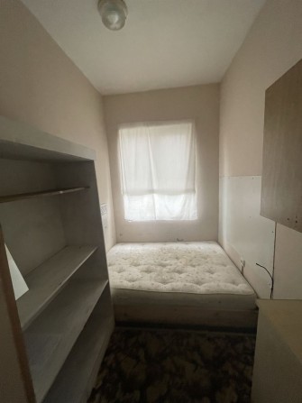 Сдам мини комнату для одного человека в общежитии - фото 1