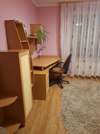Здам кімнату дівчині або жінці. - фото 1