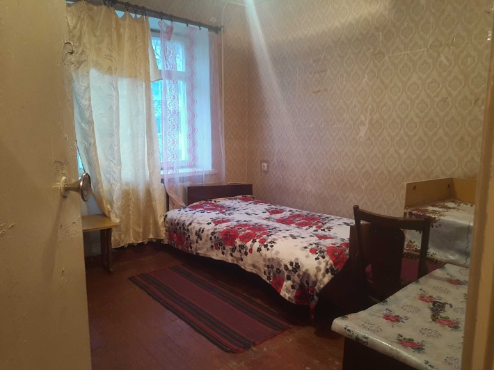 Здаеться окрема кімната для дівчини, всі зручності - фото 1