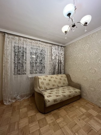 Зається кімната дівчині Заболотного Теремки - фото 1