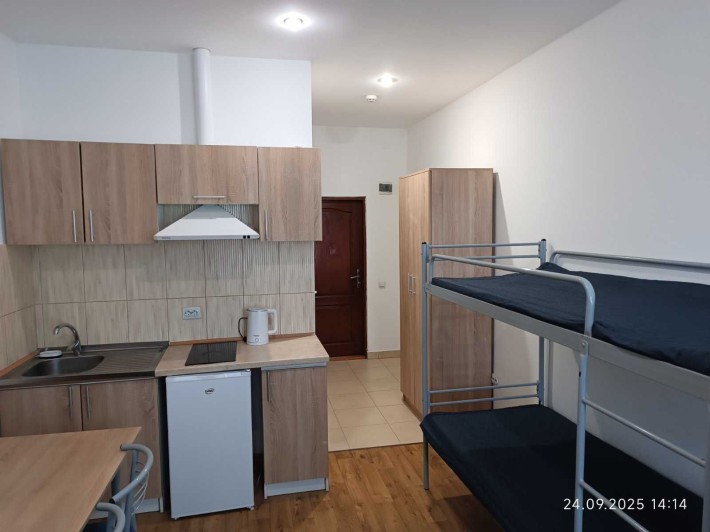 Оренда ліжкомісця в кімнаті в гуртожитку (м.Львів) - фото 1