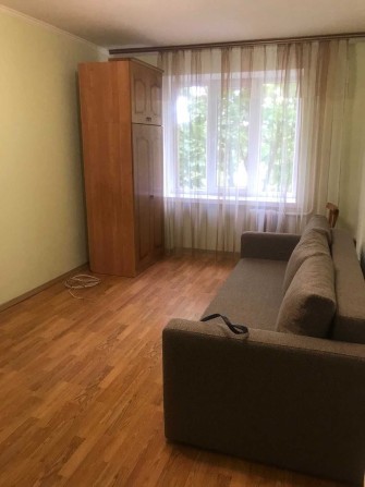 ЗДАМ кімнату в гуртожитку для сімейної пари вул Поповича (М. Лісова) - фото 1
