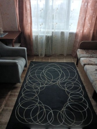 Сдам комнату в трёхкомнатной квартире на Лесном массиве. Деснянский р- - фото 1