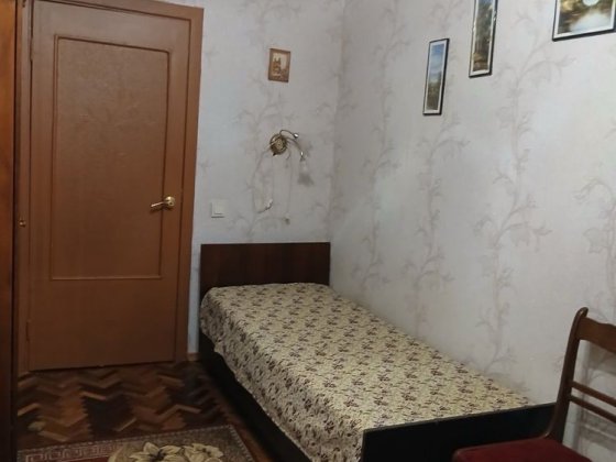 Здається чудова кімната,метро Позняки Київ