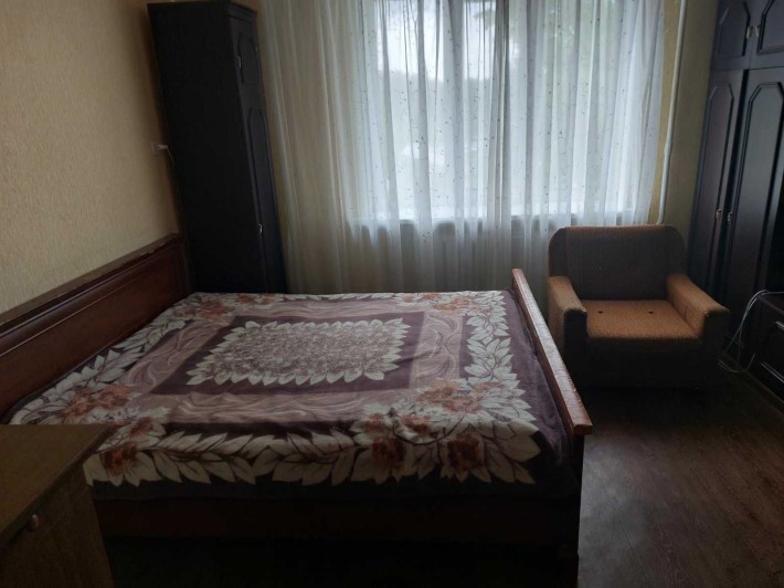 Здається кімната в сімейному гуртожитку на лісовому масиві - фото 1