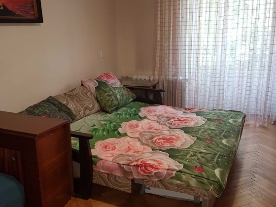 Оренда КІМНАТИ для ДІВЧИНИ на довгий термін УКУ, Лазаренко Львов