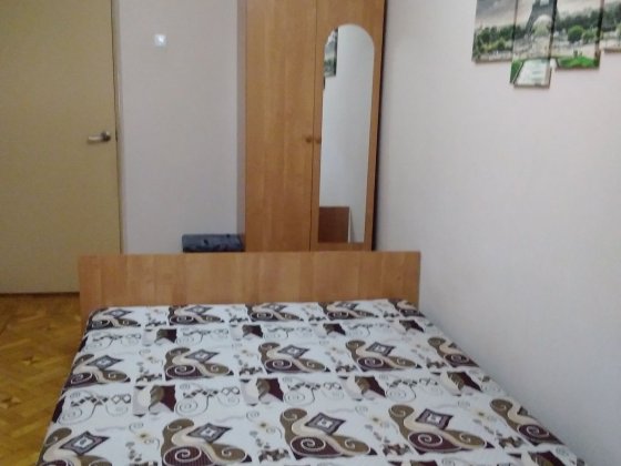 Сдам красивую комн с балконом без хоз Толбухина 3000гр 1 парню Одеса