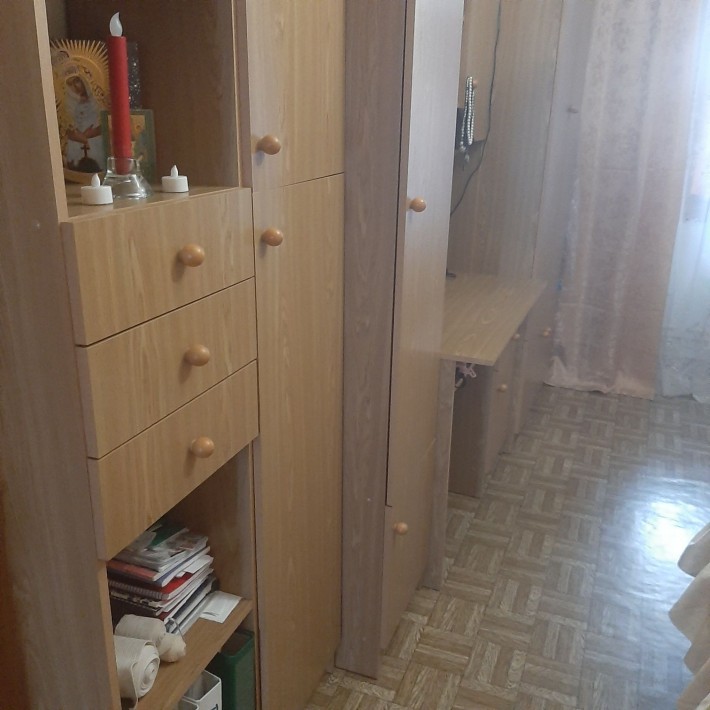 Сдам комнату в 3х комнатной квартире с хозяйкой. - фото 1