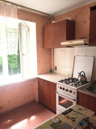 Сдам комнату в образцовой коммунальной квартире на Черемушках. - фото 1