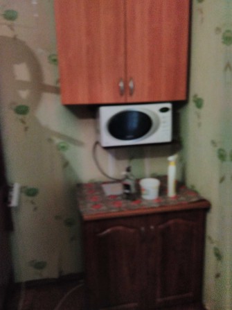 Сдам комнату в коммуне в Лузановке, 3/9,комната 14 кв.м - фото 1