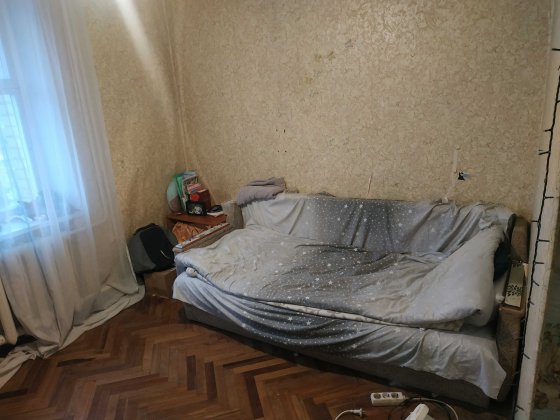 здається в оренду ізольована кімната для дівчини у 3 -х кімн.кв. Львов