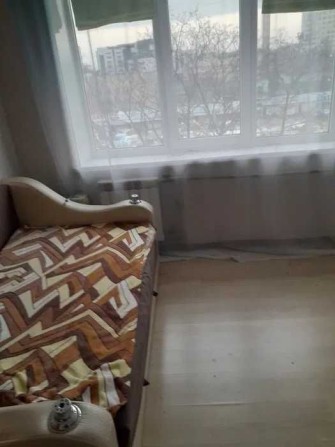 Оренда кімнати без господарів. Метро Чернігівська 10 хвилин. - фото 1