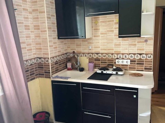 Сдам гостинку Стадионный проезд, метро Дворец Спорта Харків