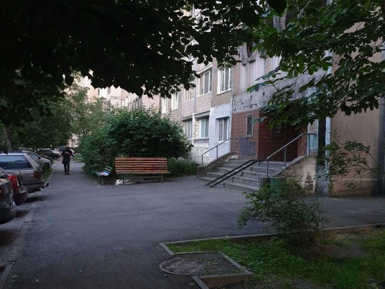 Сдам комнату  1-2 парням,  на 
  Виноградаре. Київ