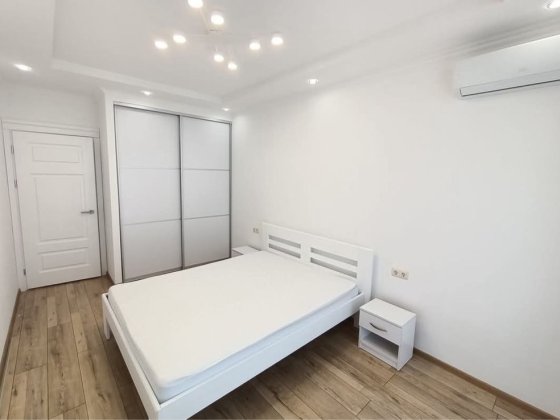 Довготревала оренда1 кімната  Жк >1 кімната